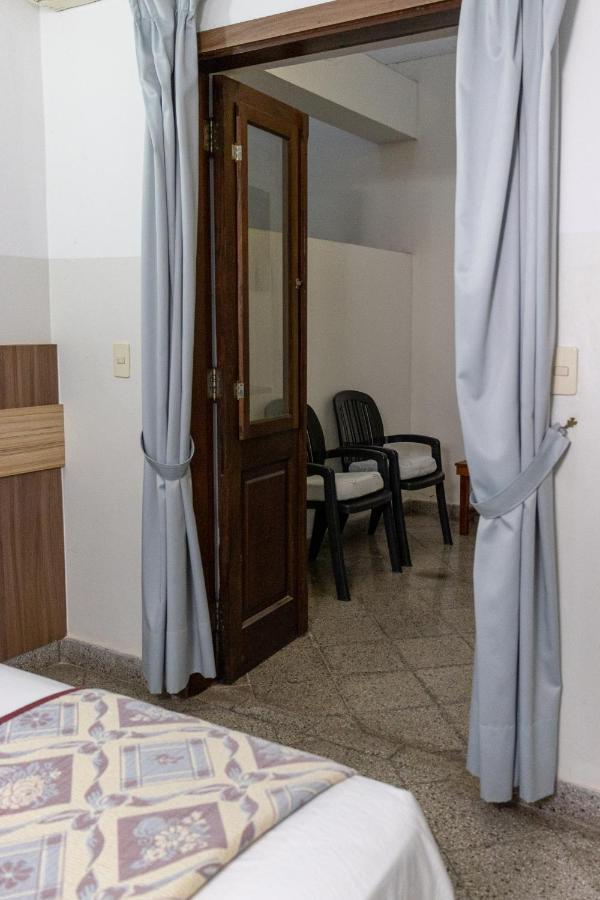 Das Heim Hotel أسونسيون المظهر الخارجي الصورة